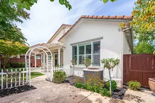 2040 Cove Ln, Roseville, CA 95747 - Photo 61