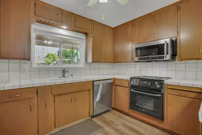 1125 Linn Court, Turlock, CA 95380 - Photo 11