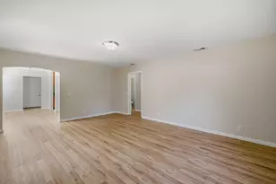 4250 11th Ave, Sacramento, CA 95817 - Photo 17