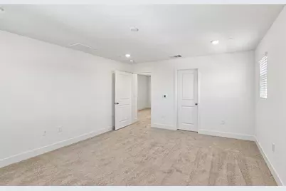 2086 Creekstone Way, Sacramento, CA 95832 - Photo 9