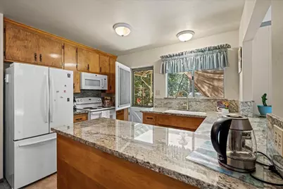 5695 Juarez Road, Pollock Pines, CA 95726 - Photo 15