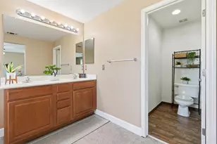 323 Autumn Rain Dr, Lathrop, CA 95330 - Photo 45