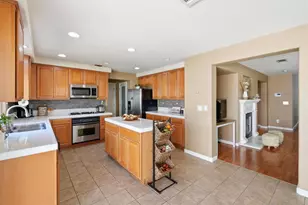323 Autumn Rain Dr, Lathrop, CA 95330 - Photo 17