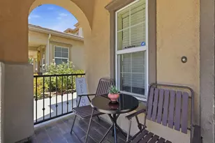 323 Autumn Rain Dr, Lathrop, CA 95330 - Photo 51