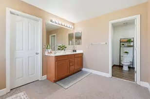 323 Autumn Rain Dr, Lathrop, CA 95330 - Photo 49