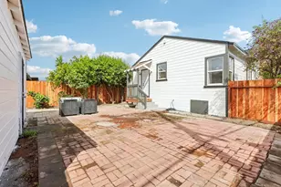 2444 108th Ave, Oakland, CA 94603 - Photo 25