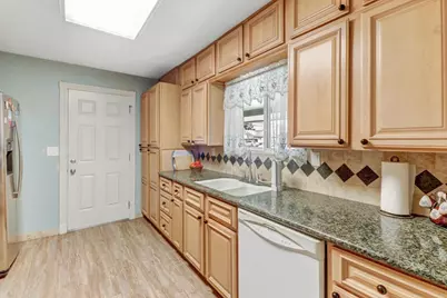 4041 Constitution Avenue, North Highlands, CA 95660 - Photo 11