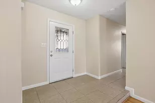 5884 Revelstok Dr, Sacramento, CA 95842 - Photo 19
