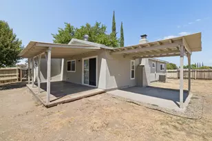 5884 Revelstok Dr, Sacramento, CA 95842 - Photo 25
