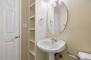 5884 Revelstok Dr, Sacramento, CA 95842 - Photo 39