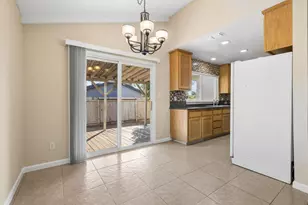 5884 Revelstok Dr, Sacramento, CA 95842 - Photo 33