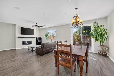 10092 Avocado Way, Elk Grove, CA 95757 - Photo 13