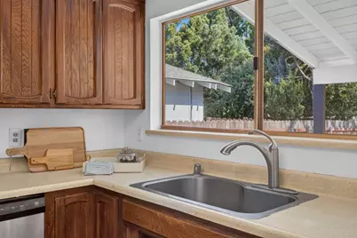 6903 Los Olivos, Carmichael, CA 95608 - Photo 17