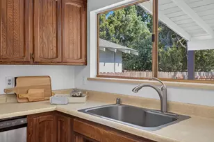 6903 Los Olivos, Carmichael, CA 95608 - Photo 17