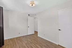 6903 Los Olivos, Carmichael, CA 95608 - Photo 39