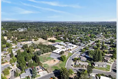 6903 Los Olivos, Carmichael, CA 95608 - Photo 61