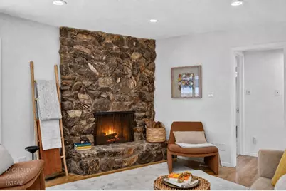 6903 Los Olivos, Carmichael, CA 95608 - Photo 23