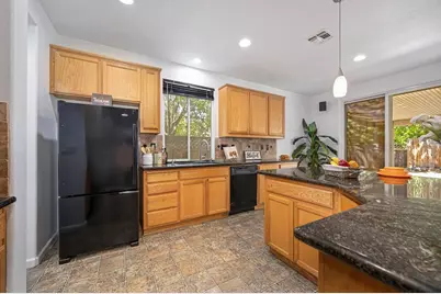 5307 Beckworth Way, Antelope, CA 95843 - Photo 15
