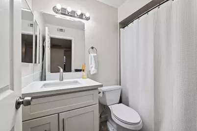 5844 Fledgling Court, Fair Oaks, CA 95628 - Photo 9