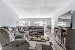 Floral Dr, Sacramento, CA 95834 - Photo 5