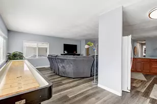 Floral Dr, Sacramento, CA 95834 - Photo 11