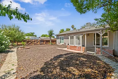 588 San Gabriel Court, Manteca, CA 95336 - Photo 17