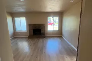 1048 Aspen Dr, Manteca, CA 95336 - Photo 7