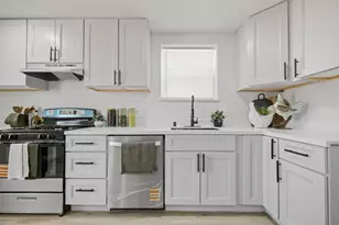 1368 N Newport Ave, Stockton, CA 95205 - Photo 17