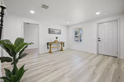 1368 N Newport Avenue, Stockton, CA 95205 - Photo 7
