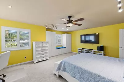 9404 Red Spruce Way, Elk Grove, CA 95624 - Photo 29