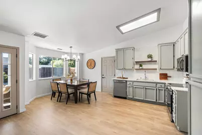 9801 Amenity Circle, Elk Grove, CA 95624 - Photo 5