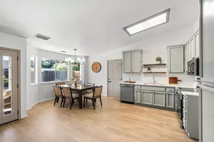 9801 Amenity Cir, Elk Grove, CA 95624 - Photo 5