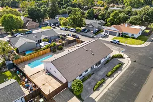 9801 Amenity Cir, Elk Grove, CA 95624 - Photo 49