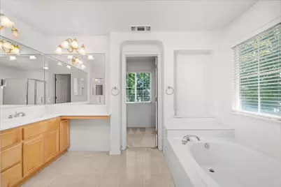 4025 Beyer Park Drive, Modesto, CA 95357 - Photo 27