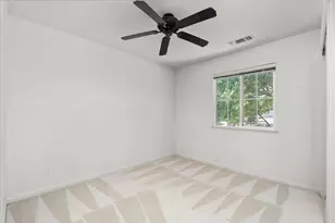 4025 Beyer Park Dr, Modesto, CA 95357 - Photo 33