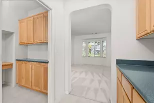 4025 Beyer Park Dr, Modesto, CA 95357 - Photo 11