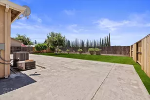 4025 Beyer Park Dr, Modesto, CA 95357 - Photo 39