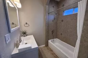 3123 Santa Cruz Wy, Sacramento, CA 95817 - Photo 13