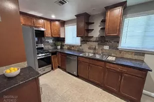 3123 Santa Cruz Wy, Sacramento, CA 95817 - Photo 9
