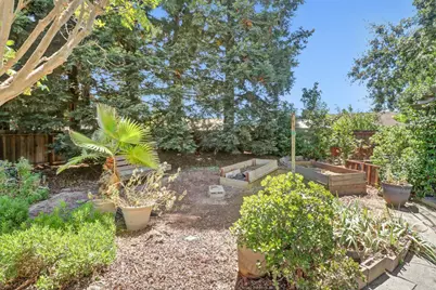 9030 El Oro Plaza Drive, Elk Grove, CA 95624 - Photo 49