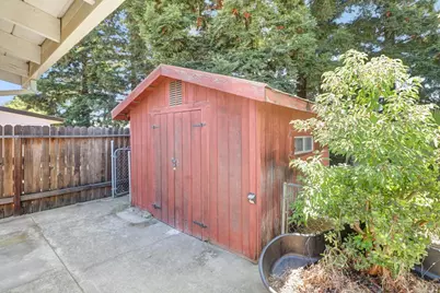 9030 El Oro Plaza Drive, Elk Grove, CA 95624 - Photo 43