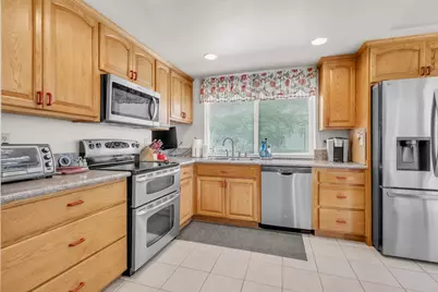 6781 Rancho Adobe Drive, Sacramento, CA 95828 - Photo 15