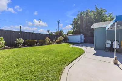 6781 Rancho Adobe Drive, Sacramento, CA 95828 - Photo 29