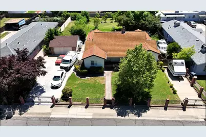 2076 20th Avenue, Sacramento, CA 95822 - Photo 1
