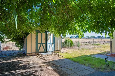 10138 Spring Street, Galt, CA 95632 - Photo 3