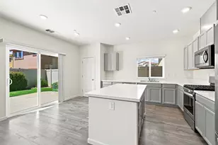11785 Herodian Dr, Rancho Cordova, CA 95742 - Photo 9