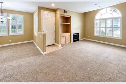 8144 Crystal Walk Circle, Elk Grove, CA 95758 - Photo 5
