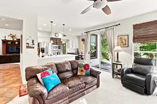 2424 Carr Ct, Rocklin, CA 95765 - Photo 9