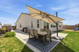 1791 San Simeon Cir, Plumas Lake, CA 95961 - Photo 29