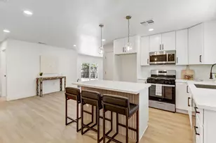 7716 Rotherton Way, Sacramento, CA 95823 - Photo 7